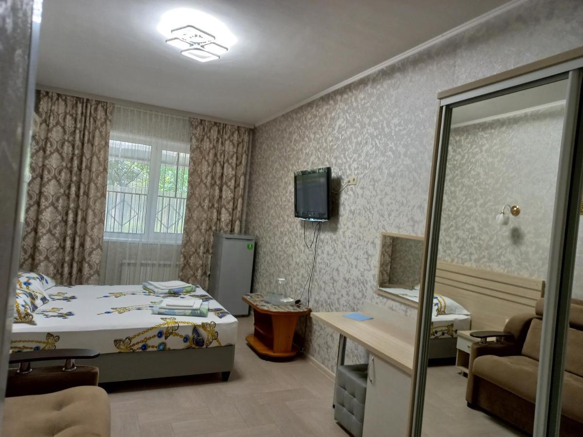 Mini-Hotel Zhemchuzhina Lazarevskoye Ngoại thất bức ảnh
